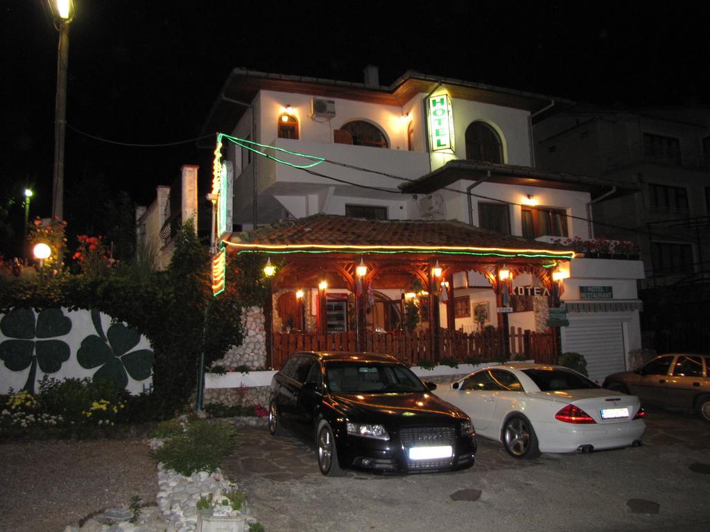 Stefan Family Hotel Kranevo Extérieur photo