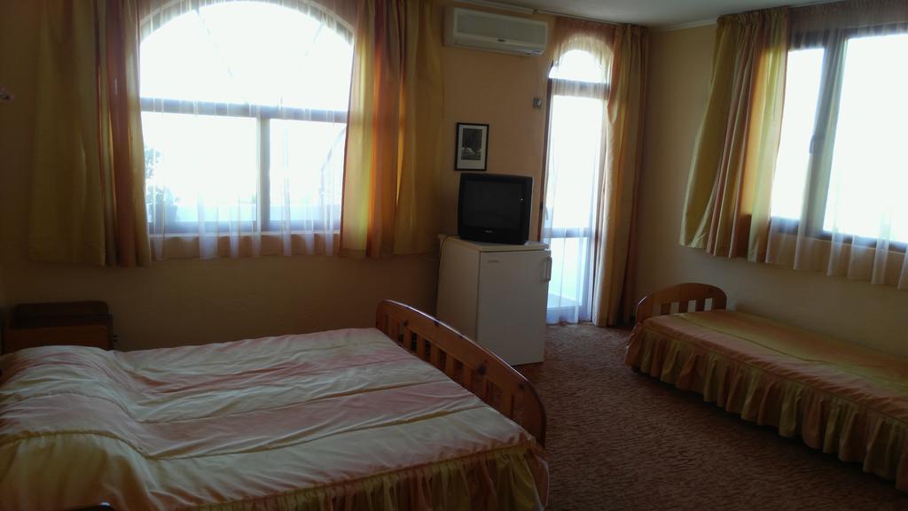 Stefan Family Hotel Kranevo Chambre photo
